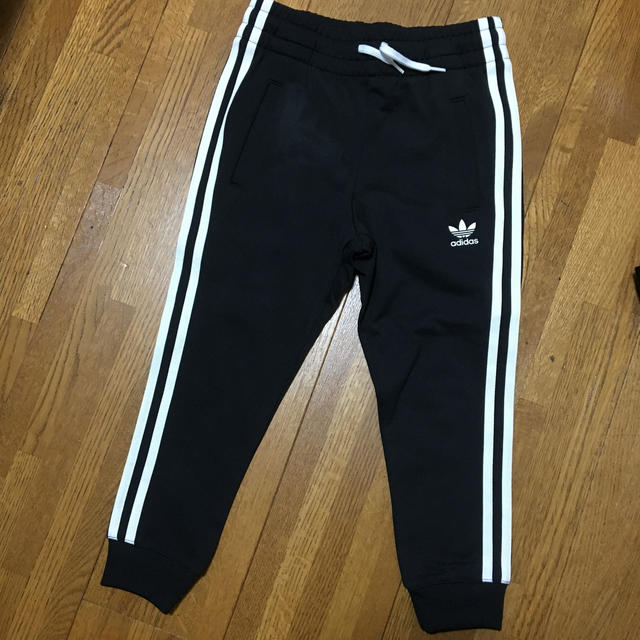 adidas(アディダス)のadidas セットアップ120 キッズ/ベビー/マタニティのキッズ服男の子用(90cm~)(その他)の商品写真