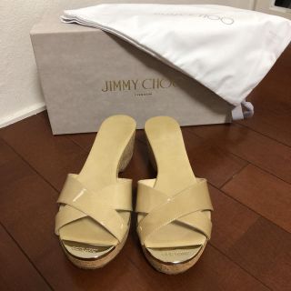 ジミーチュウ(JIMMY CHOO)のJIMMY CHOO 定番エナメルサンダル 新品同様(サンダル)