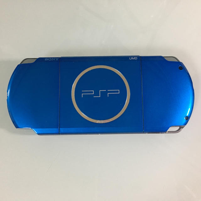 PlayStation Portable(プレイステーションポータブル)のPSP-3000 バイブラントブルー エンタメ/ホビーのゲームソフト/ゲーム機本体(携帯用ゲーム機本体)の商品写真