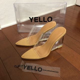 lalala様　専用　YELLO 人気爆発！クリアサンダル 新品同様(サンダル)