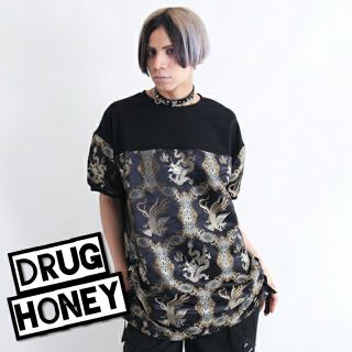 ファンキーフルーツ(FUNKY FRUIT)のDrughoney【ユニセックス】チャイナ切替サイドスピンドル半袖T(Tシャツ/カットソー(半袖/袖なし))