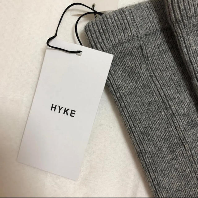 HYKE(ハイク)のHYKE アームウォーマー 18aw レディースのファッション小物(手袋)の商品写真