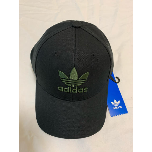 adidas(アディダス)のadidas トレフォイル キャップ メンズの帽子(キャップ)の商品写真