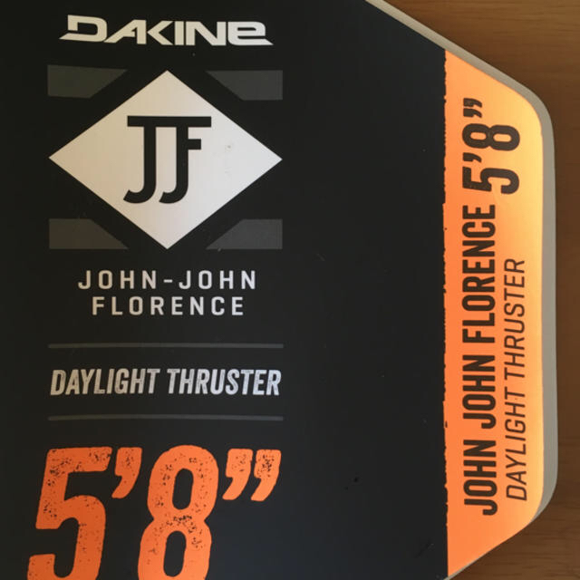 Dakine - サーフボードハードケース 5'8 の通販 by りーし's shop ...