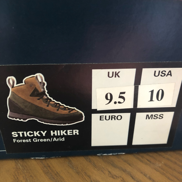 GARMONT(ガルモント)のGARMONT sticky hiker ガルモント size us 9.5 スポーツ/アウトドアのアウトドア(登山用品)の商品写真