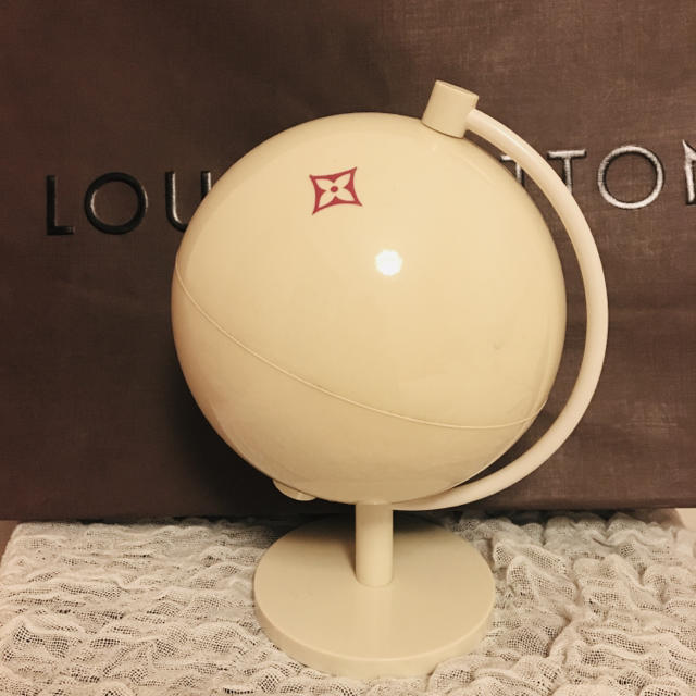 LOUIS VUITTON - 9/16 3連休まで限定 ルイヴィトン 地球儀 の LOUIS VUITTON - 9/16 3連休まで限定 ルイヴィトン 地球儀 の