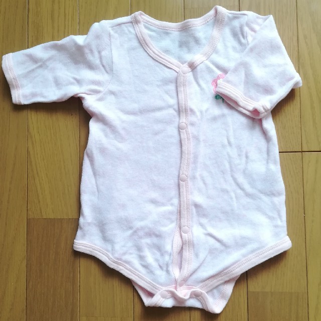 babyGAP(ベビーギャップ)のbaby Gap他 長袖肌着まとめ売り キッズ/ベビー/マタニティのベビー服(~85cm)(肌着/下着)の商品写真