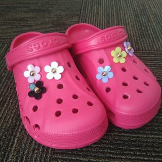 クロックス(crocs)のデイジー　色選択自由　2個　クロックス用ジビッツ(その他)