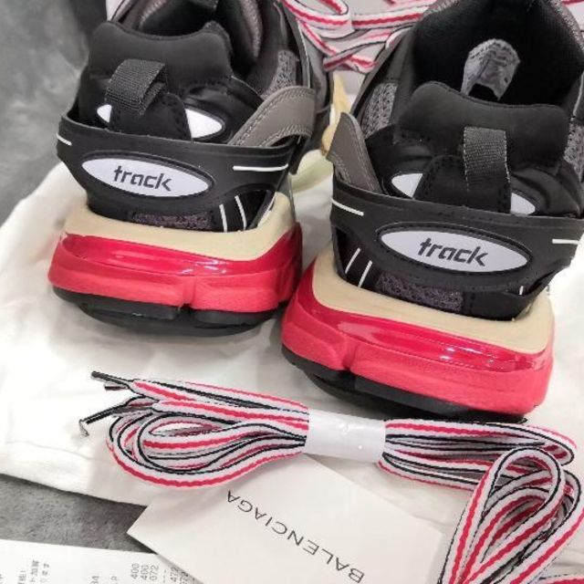 balenciaga p