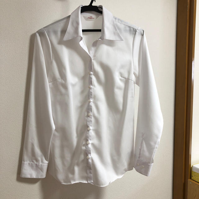【洋服の青山】白ブラウス レディースのトップス(シャツ/ブラウス(長袖/七分))の商品写真