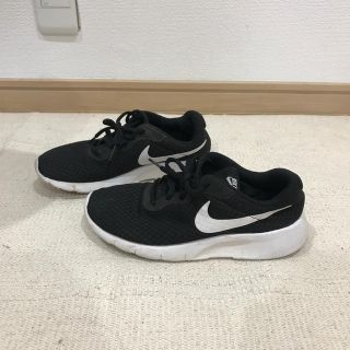 ナイキ(NIKE)のナイキ スニーカー 23.5(スニーカー)