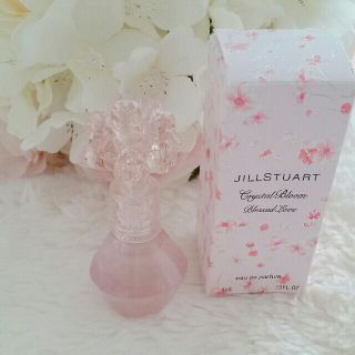 ジルスチュアート(JILLSTUART)のJILL♡ﾌﾞﾚｽﾄﾞﾗﾌﾞ ミニボトル香水(香水(女性用))