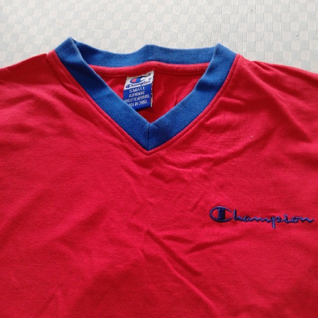 Champion(チャンピオン)のチャンピオン　ＶネックＴシャツ　メンズSサイズ メンズのトップス(Tシャツ/カットソー(半袖/袖なし))の商品写真