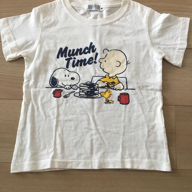 SNOOPY(スヌーピー)のスヌーピー Tシャツ 120 スヌーピータウン キッズ/ベビー/マタニティのキッズ服女の子用(90cm~)(Tシャツ/カットソー)の商品写真