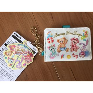 ディズニー(Disney)の★新品★ディズニー♡ダッフィー♡パスケース♡サニーファン(パスケース/IDカードホルダー)