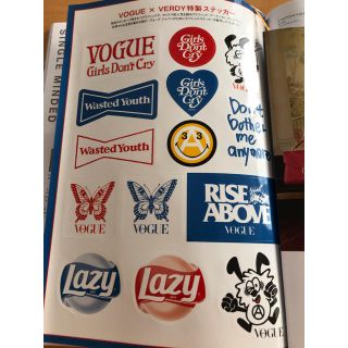 ジーディーシー(GDC)のgirls don't cry verdy  sticker vogue(ステッカー（シール）)