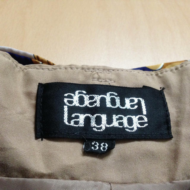 Language(ランゲージ)のスカーフ付ショートキュロット レディースのパンツ(キュロット)の商品写真