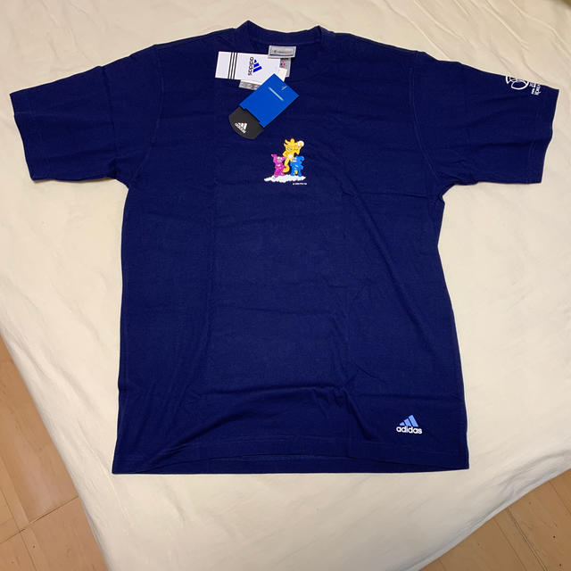 adidas(アディダス)のアディダス サッカーワールドカップ 2002年 日韓 tシャツ スポーツ/アウトドアのサッカー/フットサル(記念品/関連グッズ)の商品写真