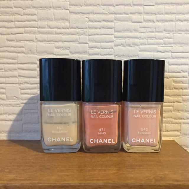 CHANEL(シャネル)のシャネル ネイル ヴェルニ 3本セット コスメ/美容のネイル(マニキュア)の商品写真