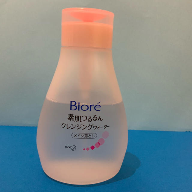 Biore(ビオレ)のビオレ 素肌つるるんクレンジングウォーター本体＋詰め替え コスメ/美容のスキンケア/基礎化粧品(クレンジング/メイク落とし)の商品写真