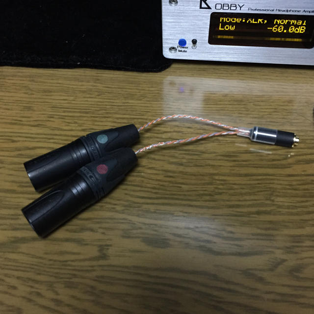 XLR3pin → 2.5mm4極バランス 変換アダプタ