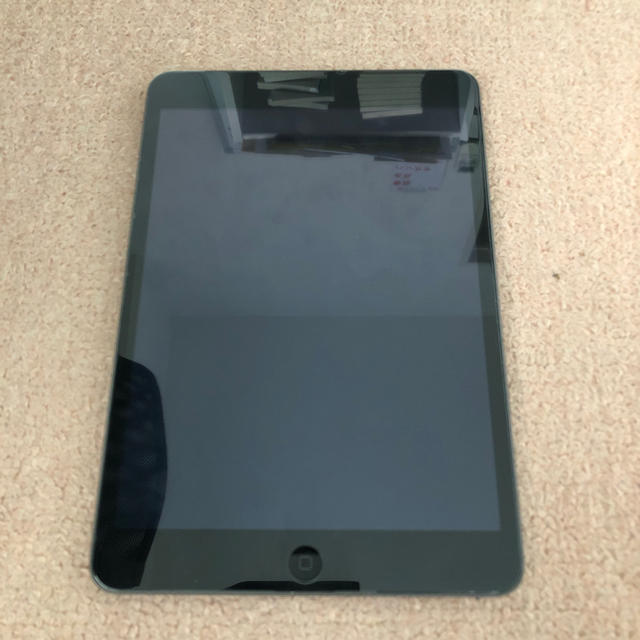 iPad mini2 16GB WIFI +docomoのサムネイル