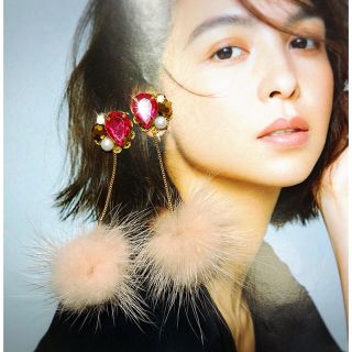 ザラ(ZARA)のピアス イヤリング ハンドメイド ピンク ミンクファー  大ぶり チェーン(ピアス)