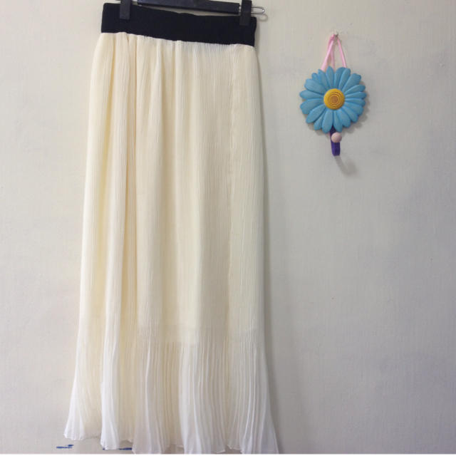 スカート(白) レディースのスカート(ロングスカート)の商品写真