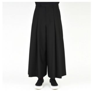 ラッドミュージシャン(LAD MUSICIAN)の2TUCK CROPPED WIDE SLACKS(スラックス)