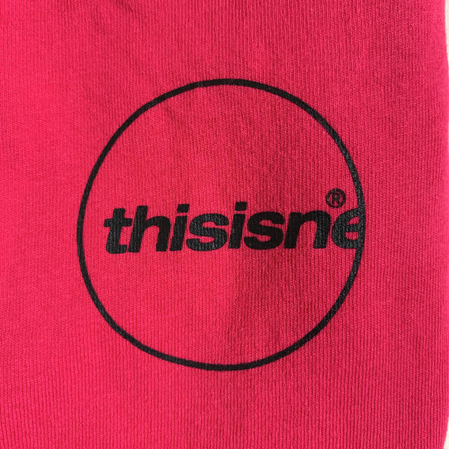 STYLENANDA(スタイルナンダ)のthisisneverthat Tシャツ ピンク メンズのトップス(Tシャツ/カットソー(半袖/袖なし))の商品写真