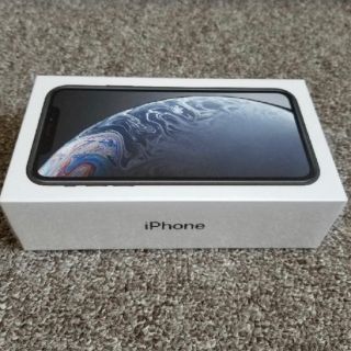 アイフォーン(iPhone)の★ブラック　値下げ★【新品未使用品】iphone XR 64G SIMフリー(スマートフォン本体)