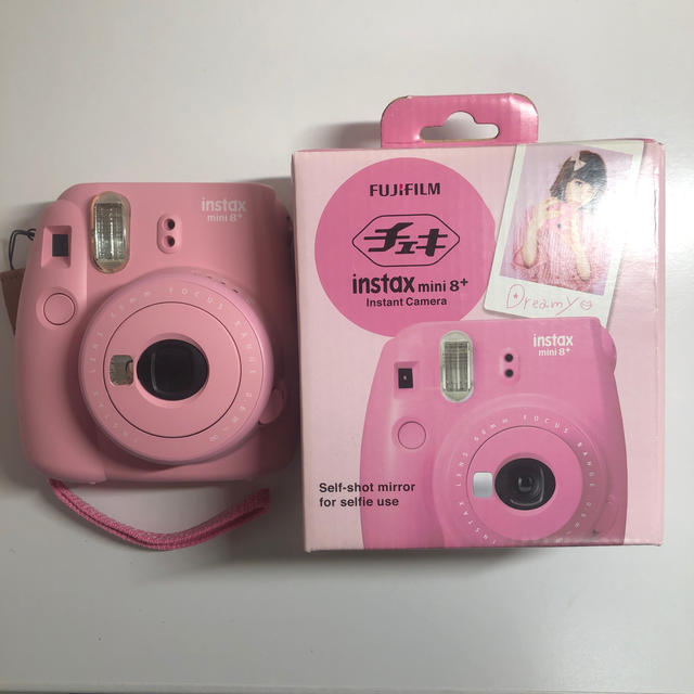 富士フイルム(フジフイルム)のチェキ instax mini 8+ スマホ/家電/カメラのカメラ(フィルムカメラ)の商品写真