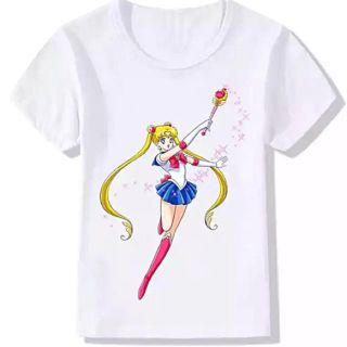 セーラームーン(セーラームーン)のセーラームーン キッズTシャツ 6Tサイズ（キューティームーンロッドポーズ柄）(Tシャツ/カットソー)