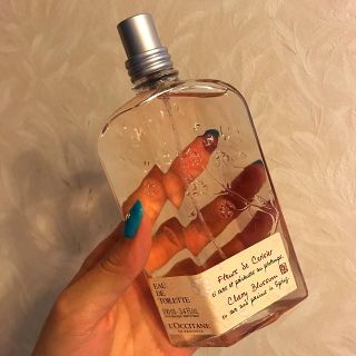 ロクシタン(L'OCCITANE)の【新品】L'OCCITANE 100ml オードトワレ チェリーブロッサム(香水(女性用))