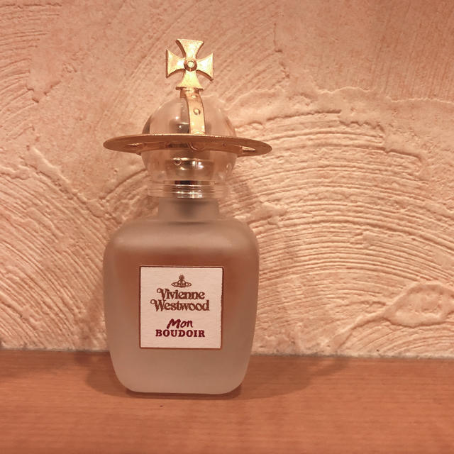 Vivienne Westwood(ヴィヴィアンウエストウッド)のヴィヴィアン 香水  30ml コスメ/美容の香水(香水(女性用))の商品写真