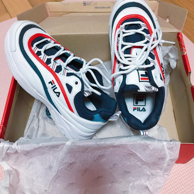 FILA(フィラ)のFILA RAY レディースの靴/シューズ(スニーカー)の商品写真