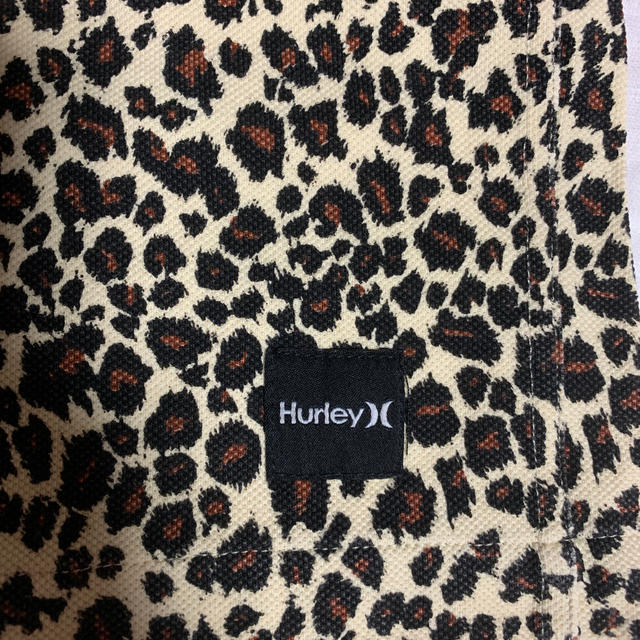 Hurley(ハーレー)のHurley ハーレー ハーフパンツ ヒョウ柄  レオパード メンズのパンツ(ショートパンツ)の商品写真