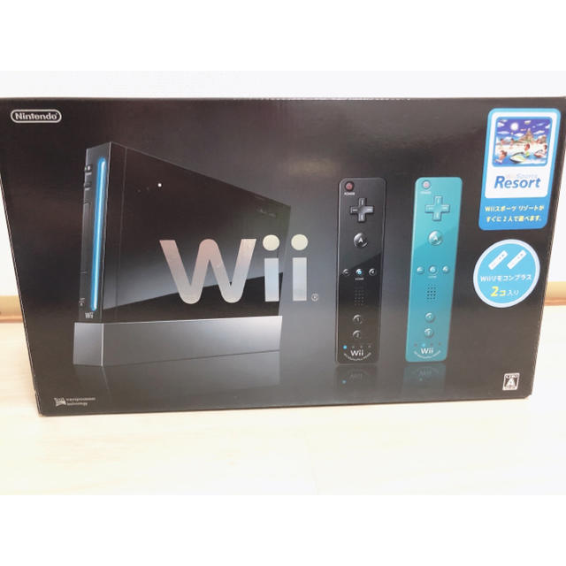 Wii(ウィー)のWii 本体 リモコン ヌンチャク ブラック  エンタメ/ホビーのゲームソフト/ゲーム機本体(家庭用ゲーム機本体)の商品写真