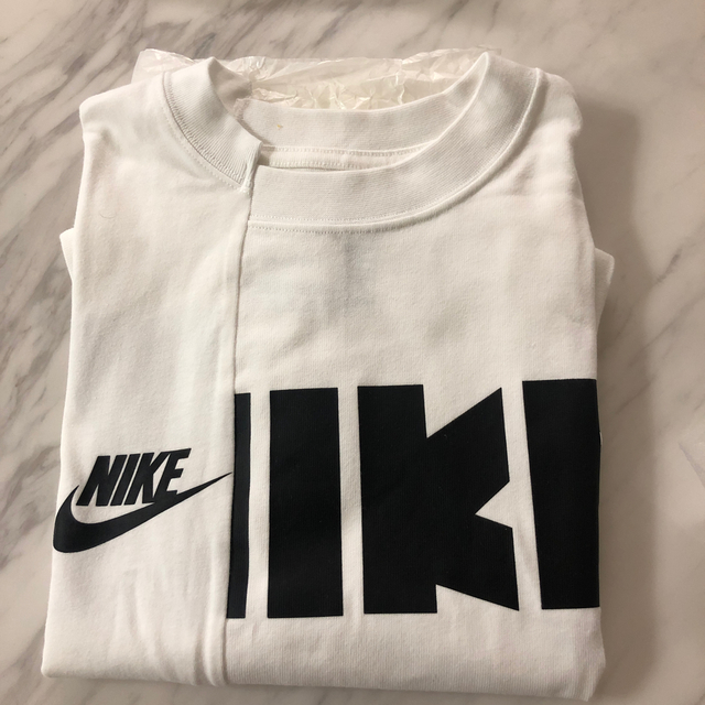 sacai(サカイ)のNike Sacai Tシャツ  Size＝L  メンズのトップス(Tシャツ/カットソー(半袖/袖なし))の商品写真