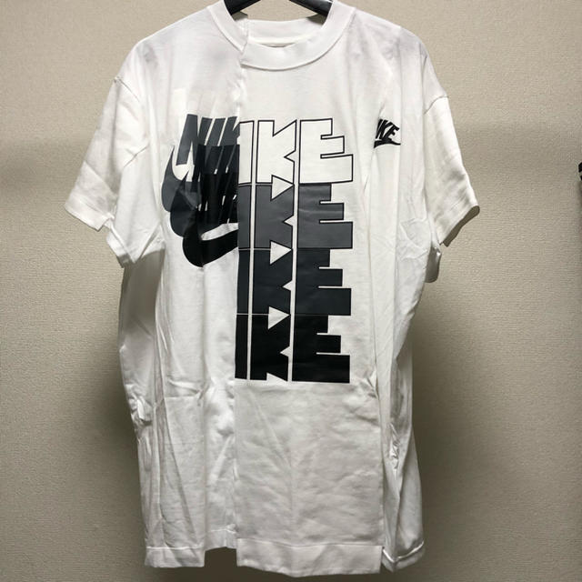 sacai(サカイ)のnike sacai Tシャツ メンズのトップス(Tシャツ/カットソー(半袖/袖なし))の商品写真