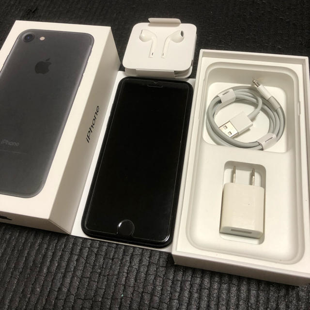 iPhone7 ブラック 32GB SIMフリー