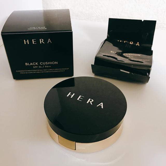 AMOREPACIFIC(アモーレパシフィック)のHERA ヘラ ブラッククッションファンデ 21 バニラ コスメ/美容のベースメイク/化粧品(ファンデーション)の商品写真