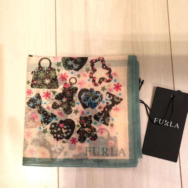 Furla(フルラ)のフルラ FURLA スカーフ ノベルティ 新品未使用 レディースのファッション小物(バンダナ/スカーフ)の商品写真