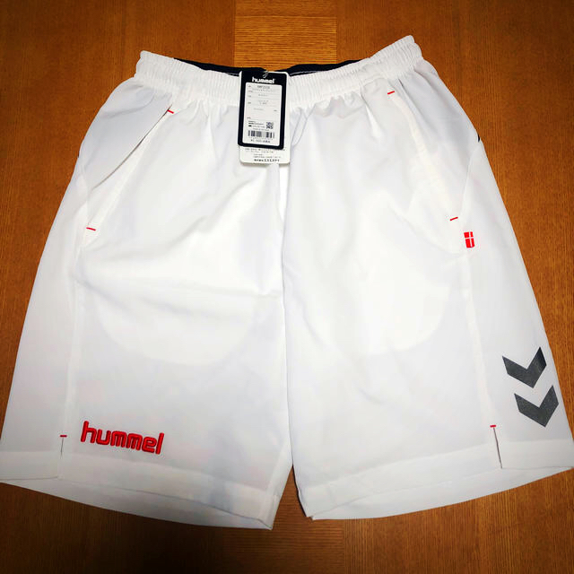 hummel(ヒュンメル)の【新品】ヒュンメル  hummel プラパン Lサイズ  2点 セット スポーツ/アウトドアのサッカー/フットサル(ウェア)の商品写真