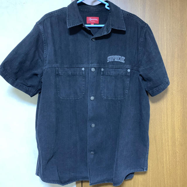 Supreme(シュプリーム)のM supreme 2tone denim shirt 黒 メンズのトップス(シャツ)の商品写真