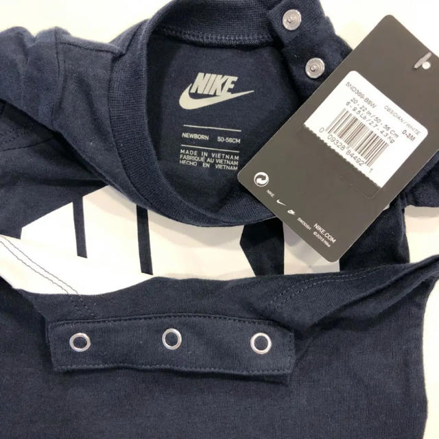 NIKE(ナイキ)のNIKE Baby ナイキ ベビー ビック ロゴ ロンパース☆ キッズ/ベビー/マタニティのベビー服(~85cm)(ロンパース)の商品写真