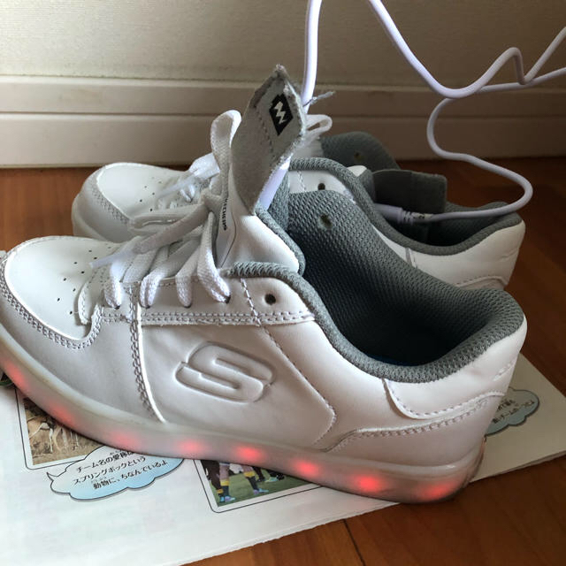 SKECHERS(スケッチャーズ)のskechers 子ども用 シューズ 20cm スケッチャーズ キッズ/ベビー/マタニティのキッズ靴/シューズ(15cm~)(スニーカー)の商品写真