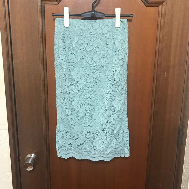 GU(ジーユー)の美品⭐︎GU⭐︎レースタイトスカート⭐︎S レディースのスカート(ひざ丈スカート)の商品写真