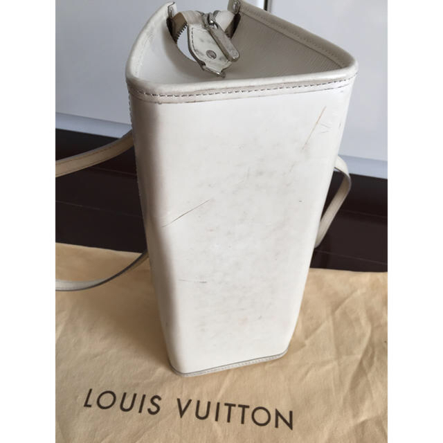 LOUIS VUITTON(ルイヴィトン)のルイヴィトン エピマドレーヌ pm  レディースのバッグ(ショルダーバッグ)の商品写真