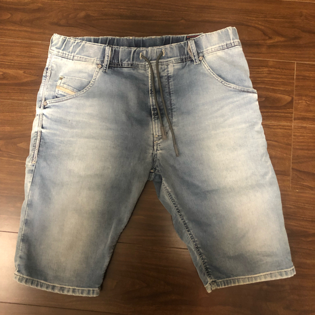 DIESEL(ディーゼル)のディーゼル ハーフパンツ DIESEL KROSHORT メンズのパンツ(ショートパンツ)の商品写真